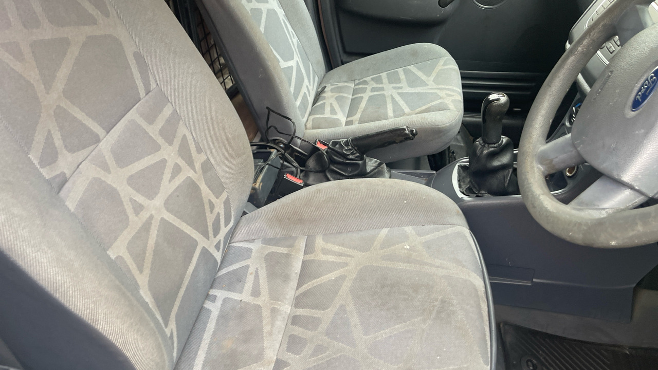 Ford Transit Connect T200 TDCi 75ps - Xe van nhỏ gọn: hình 5 Ford Transit Connect T200 TDCi 75ps - Xe van nhỏ gọn: hình 5