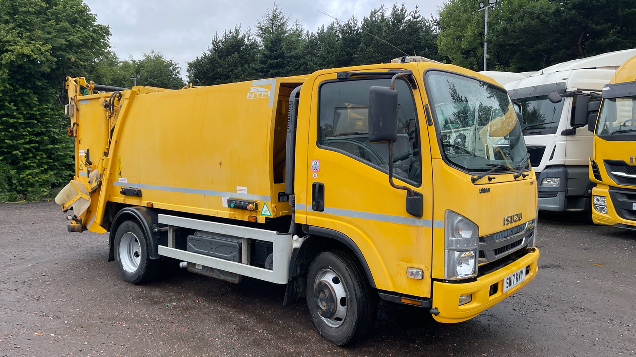 ISUZU FORWARD N75.150 - Xe tải chở rác: hình 1 ISUZU FORWARD N75.150 - Xe tải chở rác: hình 1