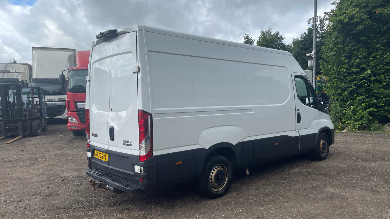 IVECO DAILY 35-140 2.3 3520 WB - Xe van chở hàng: hình 4 IVECO DAILY 35-140 2.3 3520 WB - Xe van chở hàng: hình 4