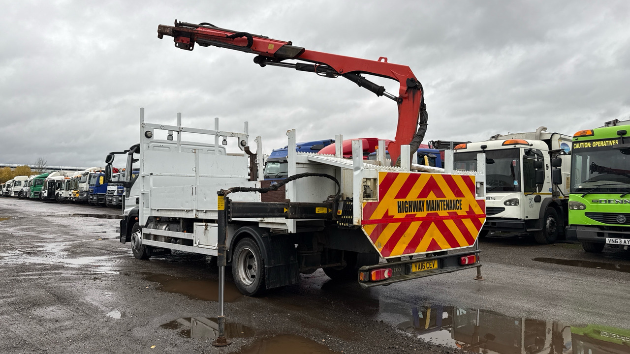 IVECO EUROCARGO 120-190 - Xe tải thùng lửng/ Phẳng, Xe cẩu tự hành: hình 3 IVECO EUROCARGO 120-190 - Xe tải thùng lửng/ Phẳng, Xe cẩu tự hành: hình 3