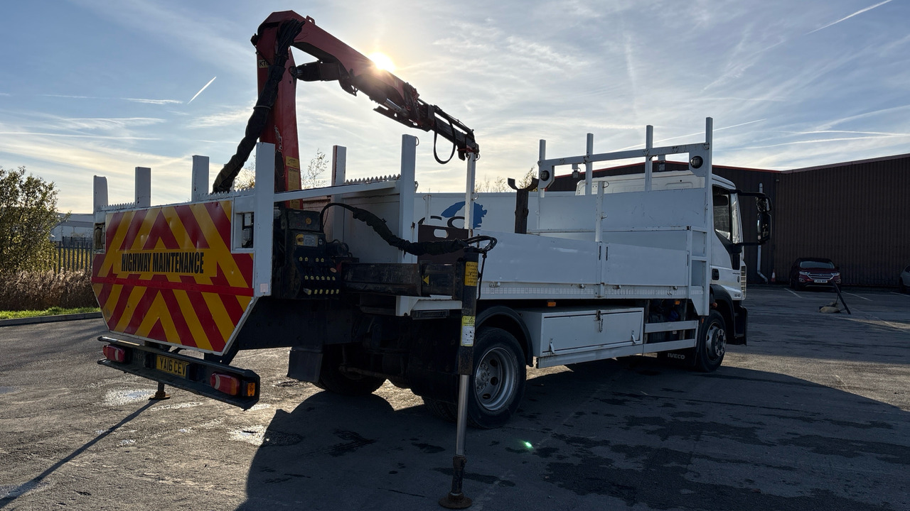 IVECO EUROCARGO 120-190 - Xe tải thùng lửng/ Phẳng, Xe cẩu tự hành: hình 4 IVECO EUROCARGO 120-190 - Xe tải thùng lửng/ Phẳng, Xe cẩu tự hành: hình 4