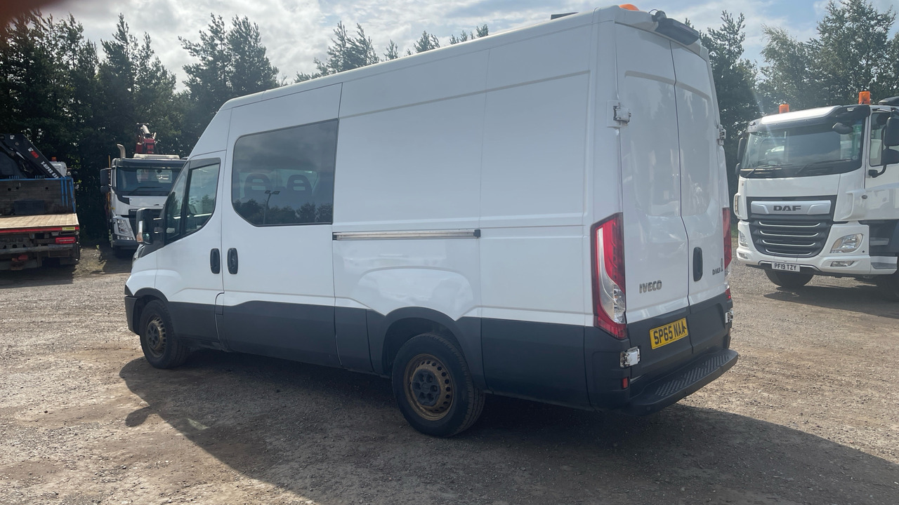 Iveco Daily 35-130 2.3 3520 WB - Xe tải van: hình 3 Iveco Daily 35-130 2.3 3520 WB - Xe tải van: hình 3