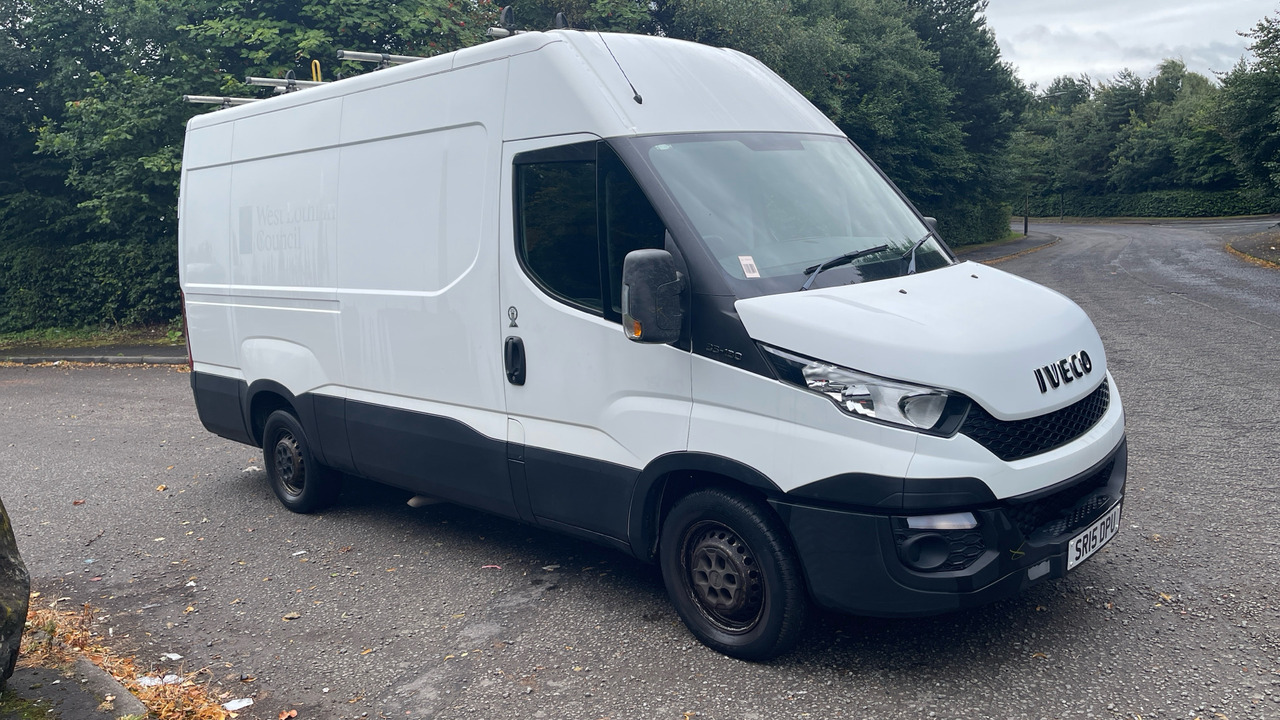 Iveco Daily 35-130 3520 WB - Xe van chở hàng: hình 1 Iveco Daily 35-130 3520 WB - Xe van chở hàng: hình 1