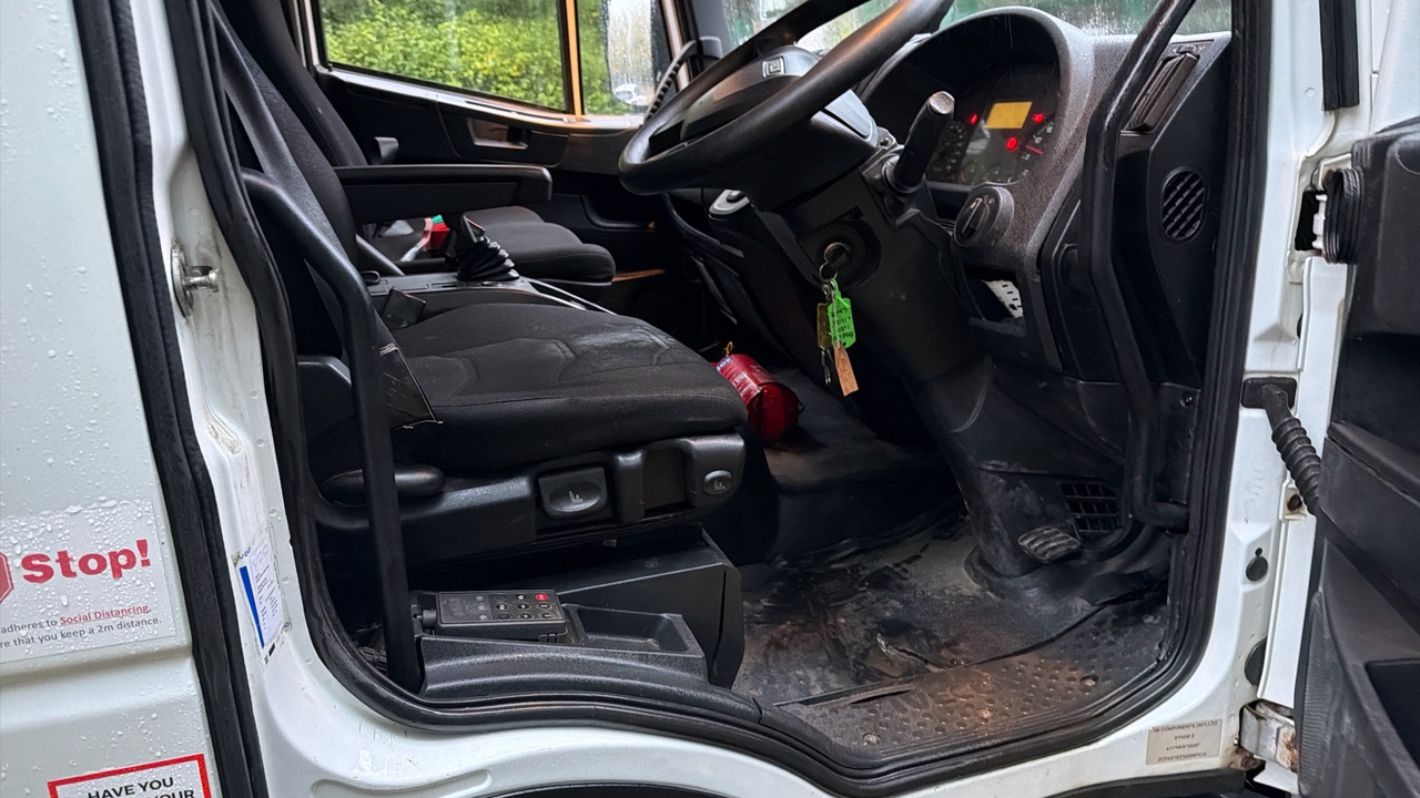 Iveco Eurocargo 120-210 - Xe tải thùng mui bạt: hình 5 Iveco Eurocargo 120-210 - Xe tải thùng mui bạt: hình 5