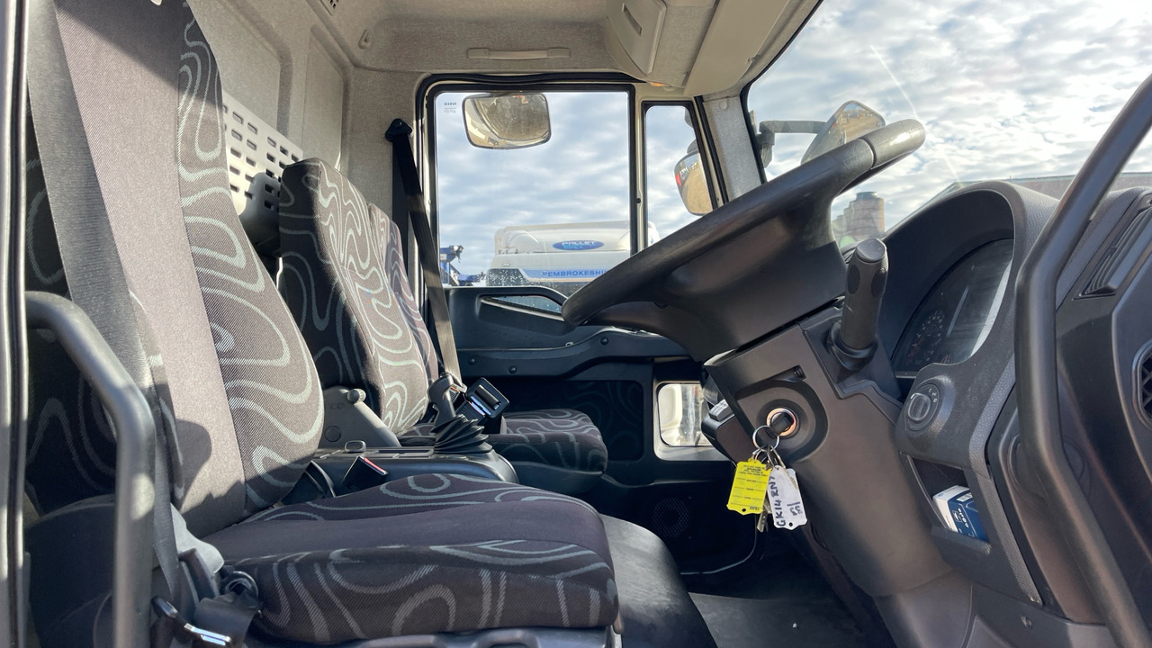 Iveco Eurocargo 180E25 - Xe tải hộp: hình 5 Iveco Eurocargo 180E25 - Xe tải hộp: hình 5