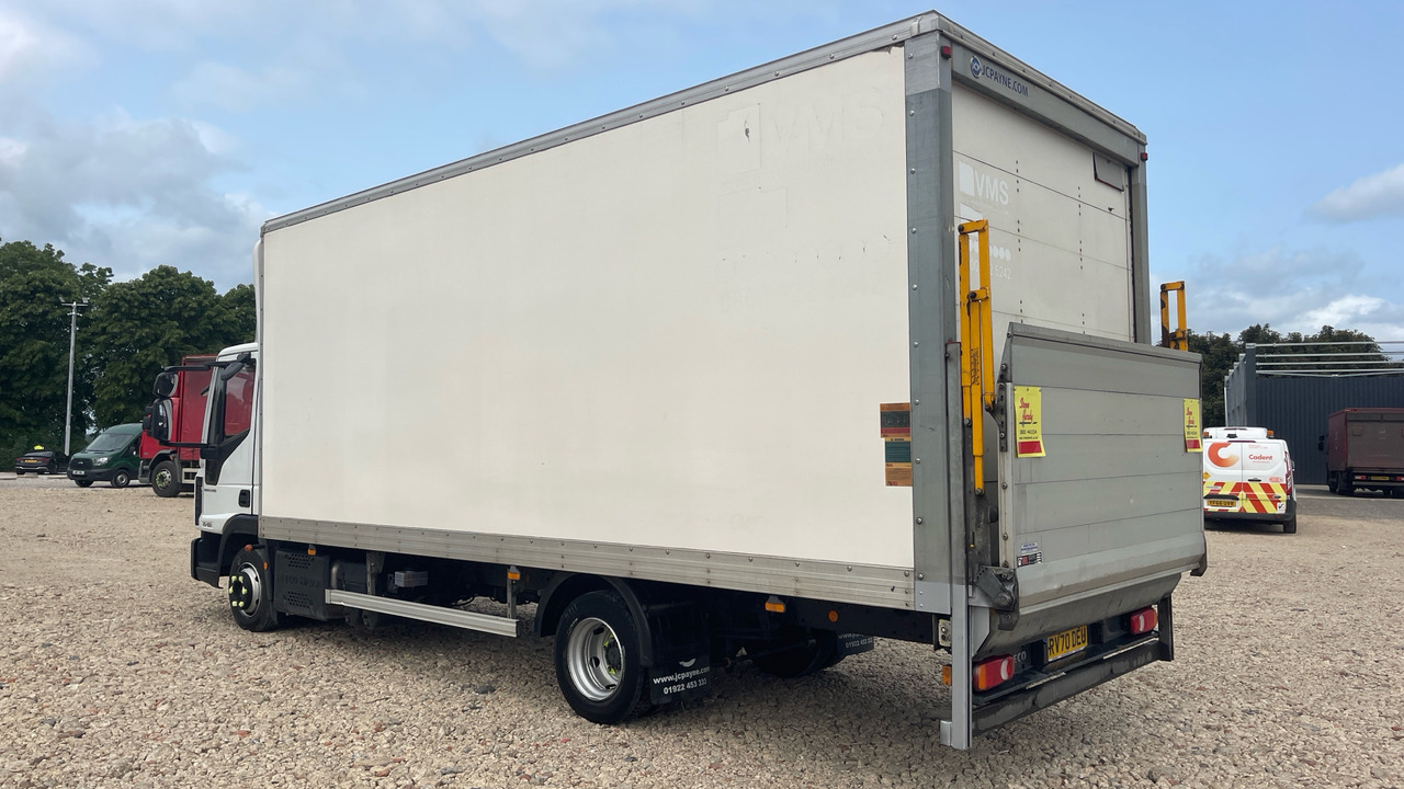 Iveco Eurocargo 75-160 - Xe tải hộp: hình 3 Iveco Eurocargo 75-160 - Xe tải hộp: hình 3