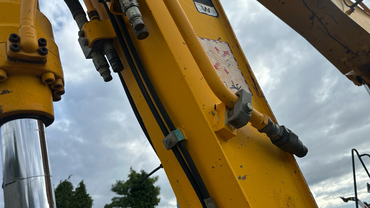 Máy xúc bánh lốp JCB: hình 19