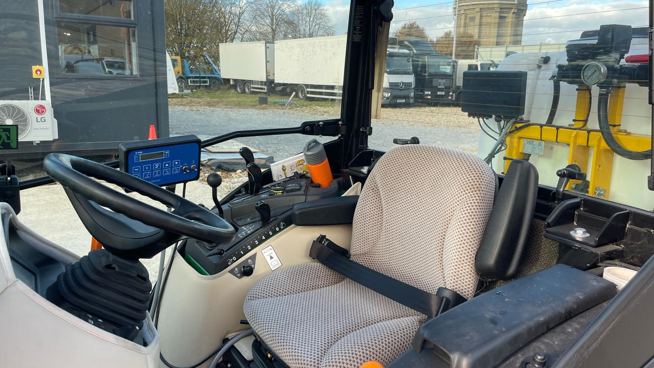 JOHN DEERE 2038R - Máy cày: hình 5 JOHN DEERE 2038R - Máy cày: hình 5