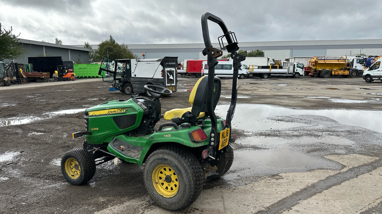 JOHN DEERE X949 - Máy cày: hình 3 JOHN DEERE X949 - Máy cày: hình 3