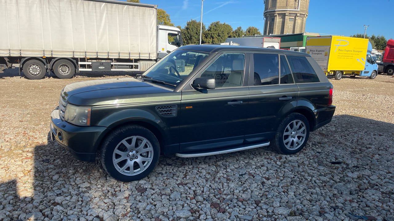LAND ROVER RANGE ROVER SPORT 2.7 V6 HSE - Xe wagon: hình 2 LAND ROVER RANGE ROVER SPORT 2.7 V6 HSE - Xe wagon: hình 2
