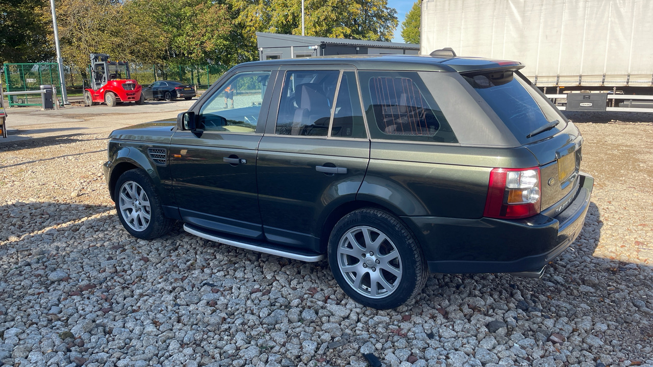 LAND ROVER RANGE ROVER SPORT 2.7 V6 HSE - Xe wagon: hình 3 LAND ROVER RANGE ROVER SPORT 2.7 V6 HSE - Xe wagon: hình 3