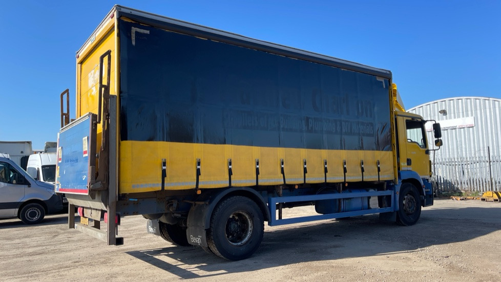 MAN TGM 18.250 EURO 6 - Xe tải thùng mui bạt: hình 4 MAN TGM 18.250 EURO 6 - Xe tải thùng mui bạt: hình 4