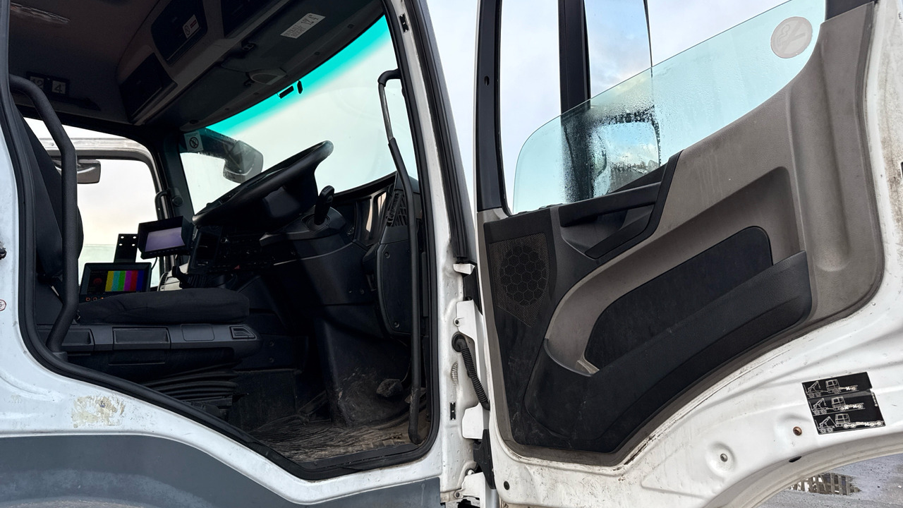 MERCEDES-BENZ ANTOS - Xe tải chở rác: hình 5 MERCEDES-BENZ ANTOS - Xe tải chở rác: hình 5