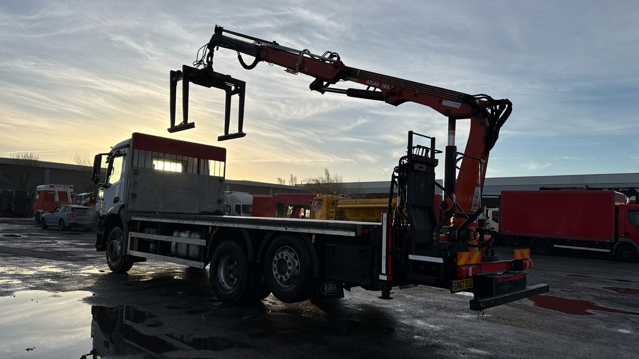 MERCEDES-BENZ AROCS 2535 - Xe tải thùng lửng/ Phẳng, Xe cẩu tự hành: hình 3 MERCEDES-BENZ AROCS 2535 - Xe tải thùng lửng/ Phẳng, Xe cẩu tự hành: hình 3