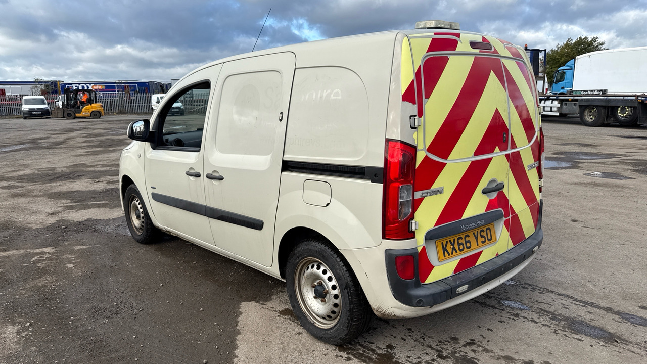 MERCEDES-BENZ CITAN 109 CDI BLUEEFFICIENCY - Xe van nhỏ gọn: hình 3 MERCEDES-BENZ CITAN 109 CDI BLUEEFFICIENCY - Xe van nhỏ gọn: hình 3