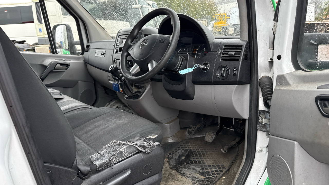 MERCEDES-BENZ SPRINTER 313 CDI - Xe tải khung gầm: hình 5 MERCEDES-BENZ SPRINTER 313 CDI - Xe tải khung gầm: hình 5