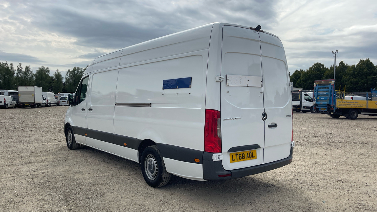 MERCEDES-BENZ SPRINTER 314 CDI - Xe van chở hàng: hình 3 MERCEDES-BENZ SPRINTER 314 CDI - Xe van chở hàng: hình 3