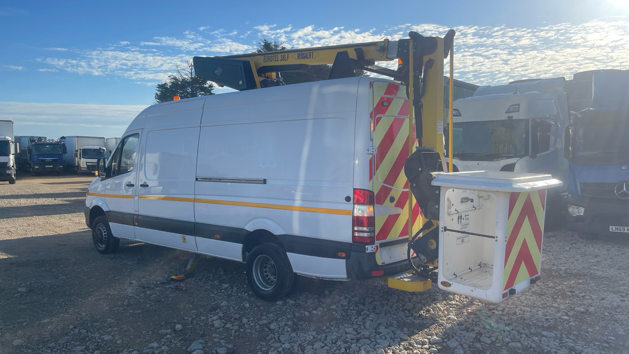 MERCEDES-BENZ SPRINTER 516 CDI - Nền bục trên không gắn trên xe tải: hình 3 MERCEDES-BENZ SPRINTER 516 CDI - Nền bục trên không gắn trên xe tải: hình 3