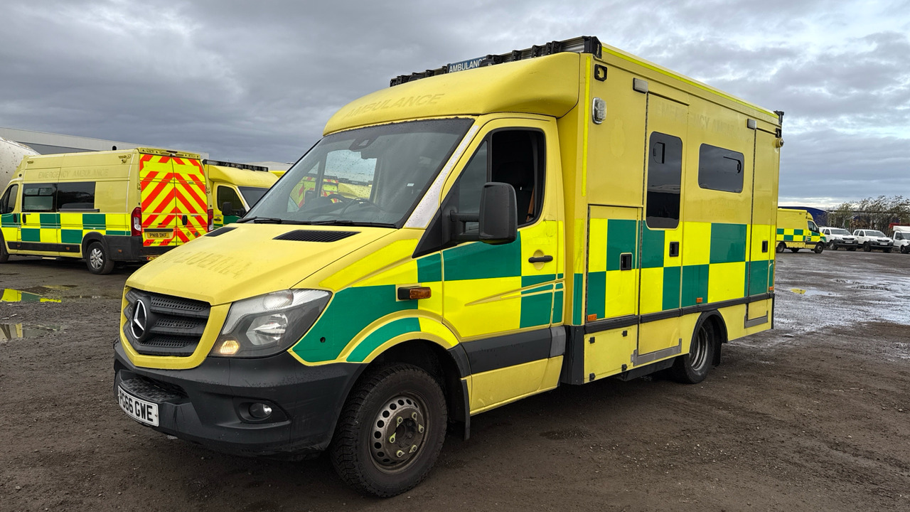 MERCEDES-BENZ SPRINTER 519 CDI - Xe cứu thương: hình 2 MERCEDES-BENZ SPRINTER 519 CDI - Xe cứu thương: hình 2