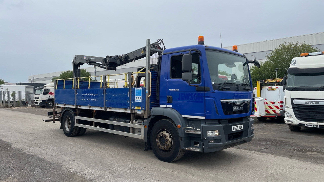Man TGM 18.250 - Xe tải thùng lửng/ Phẳng, Xe cẩu tự hành: hình 1 Man TGM 18.250 - Xe tải thùng lửng/ Phẳng, Xe cẩu tự hành: hình 1
