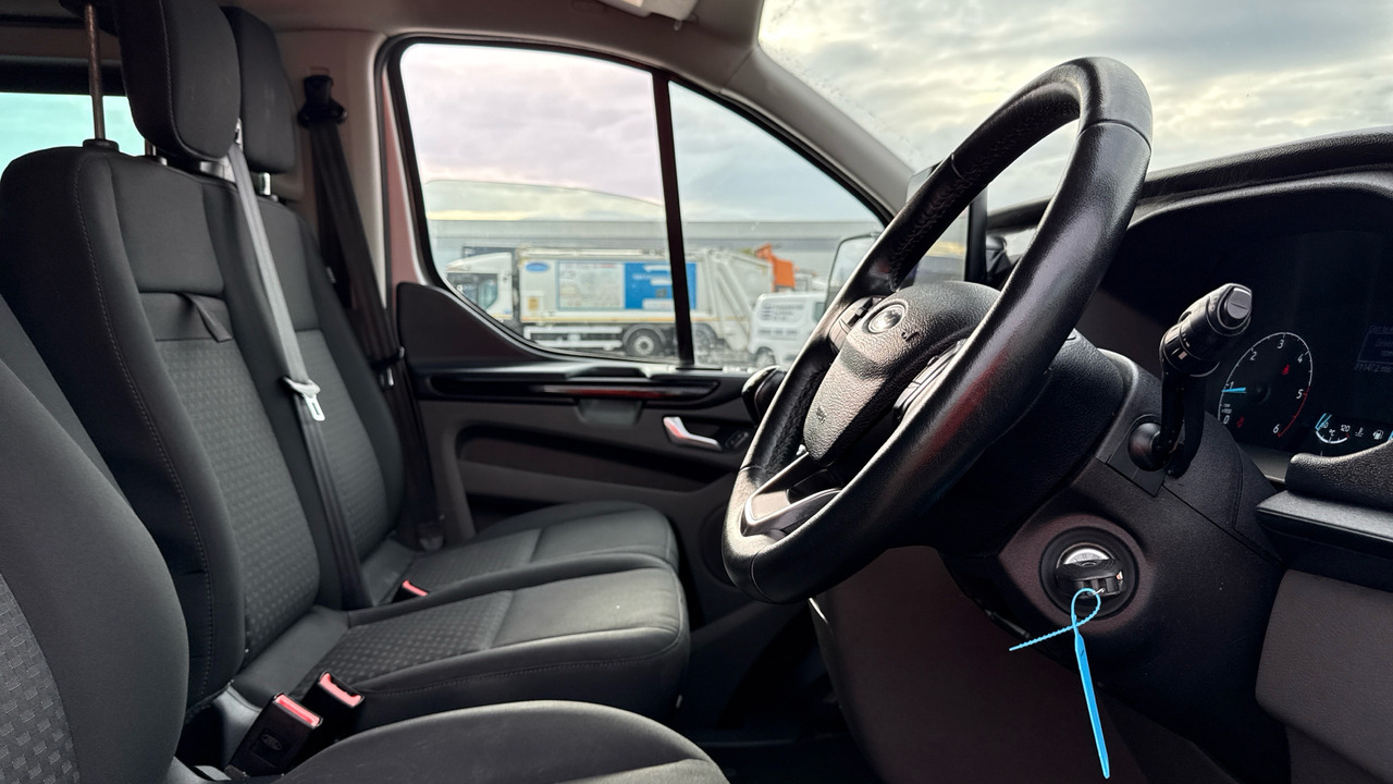 FORD TOURNEO CUSTOM 320 2.0 EcoBlue 105ps - Máy móc khác: hình 5 FORD TOURNEO CUSTOM 320 2.0 EcoBlue 105ps - Máy móc khác: hình 5