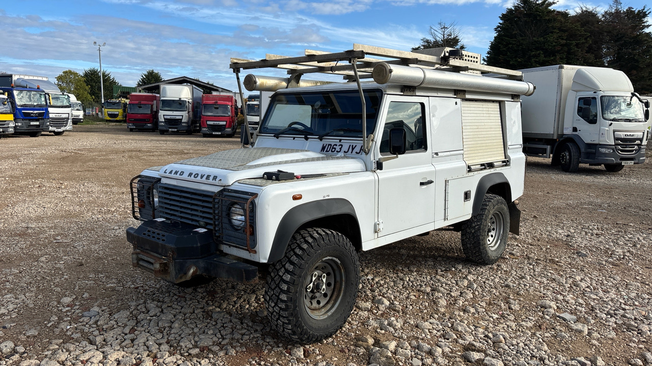 Land Rover Defender 110 2.2 TDCI Hard Top - Máy móc khác: hình 2 Land Rover Defender 110 2.2 TDCI Hard Top - Máy móc khác: hình 2