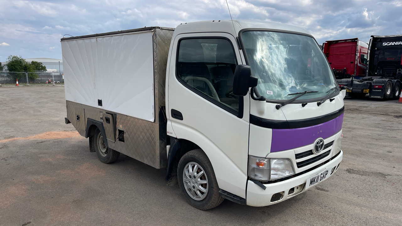 TOYOTA DYNA 300 D-4D 136HP - Máy móc khác: hình 1 TOYOTA DYNA 300 D-4D 136HP - Máy móc khác: hình 1