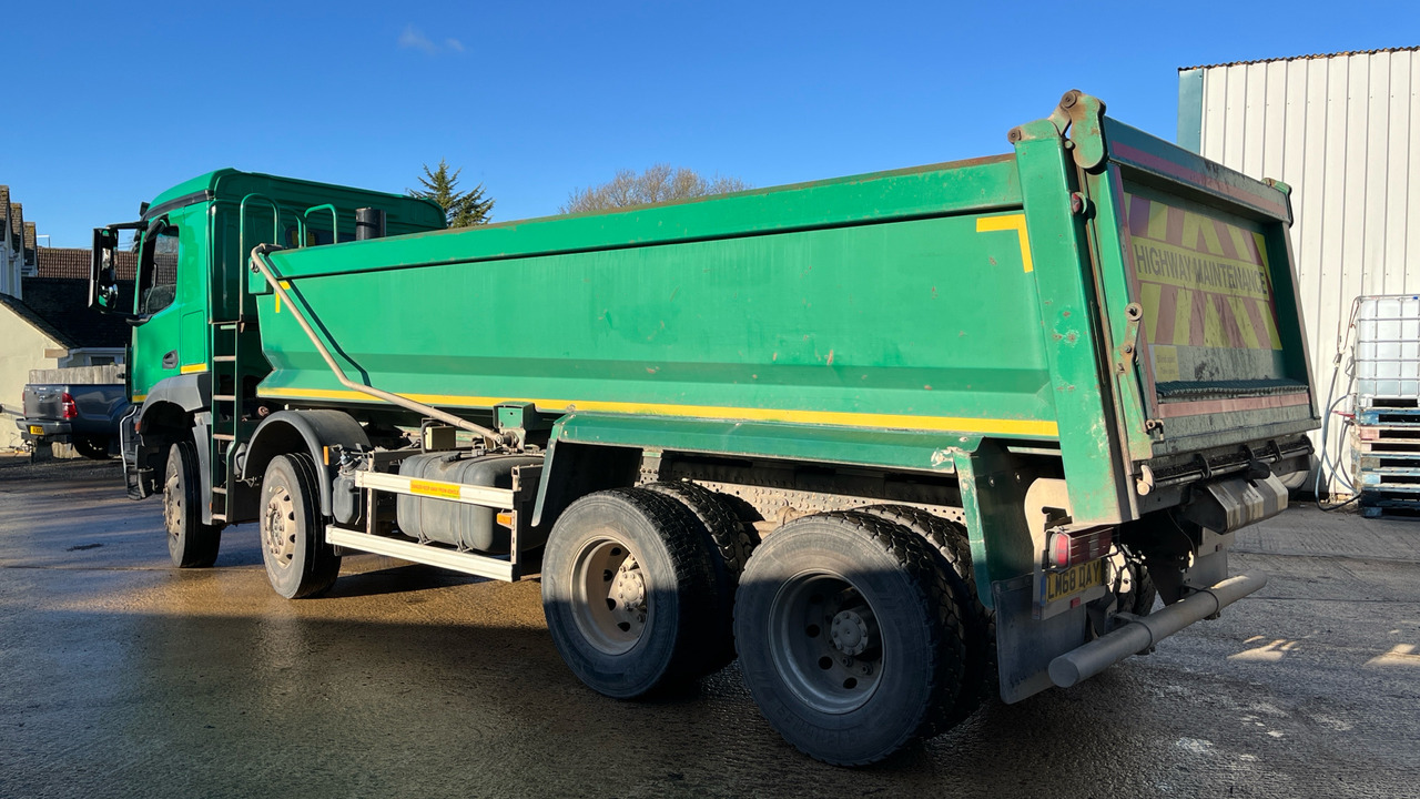 Mercedes-Benz Arocs 3240 - Xe ben: hình 3 Mercedes-Benz Arocs 3240 - Xe ben: hình 3