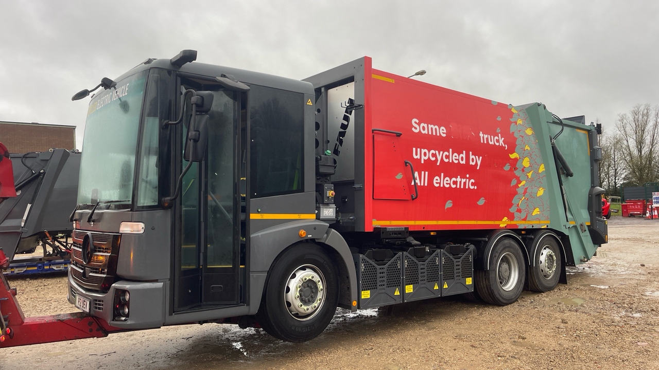 Mercedes-Benz Econic - Xe tải chở rác: hình 3 Mercedes-Benz Econic - Xe tải chở rác: hình 3