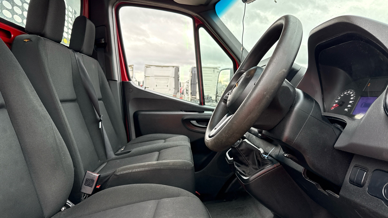 Mercedes-Benz Sprinter 314 CDI - Xe tải nhỏ phẳng: hình 5 Mercedes-Benz Sprinter 314 CDI - Xe tải nhỏ phẳng: hình 5