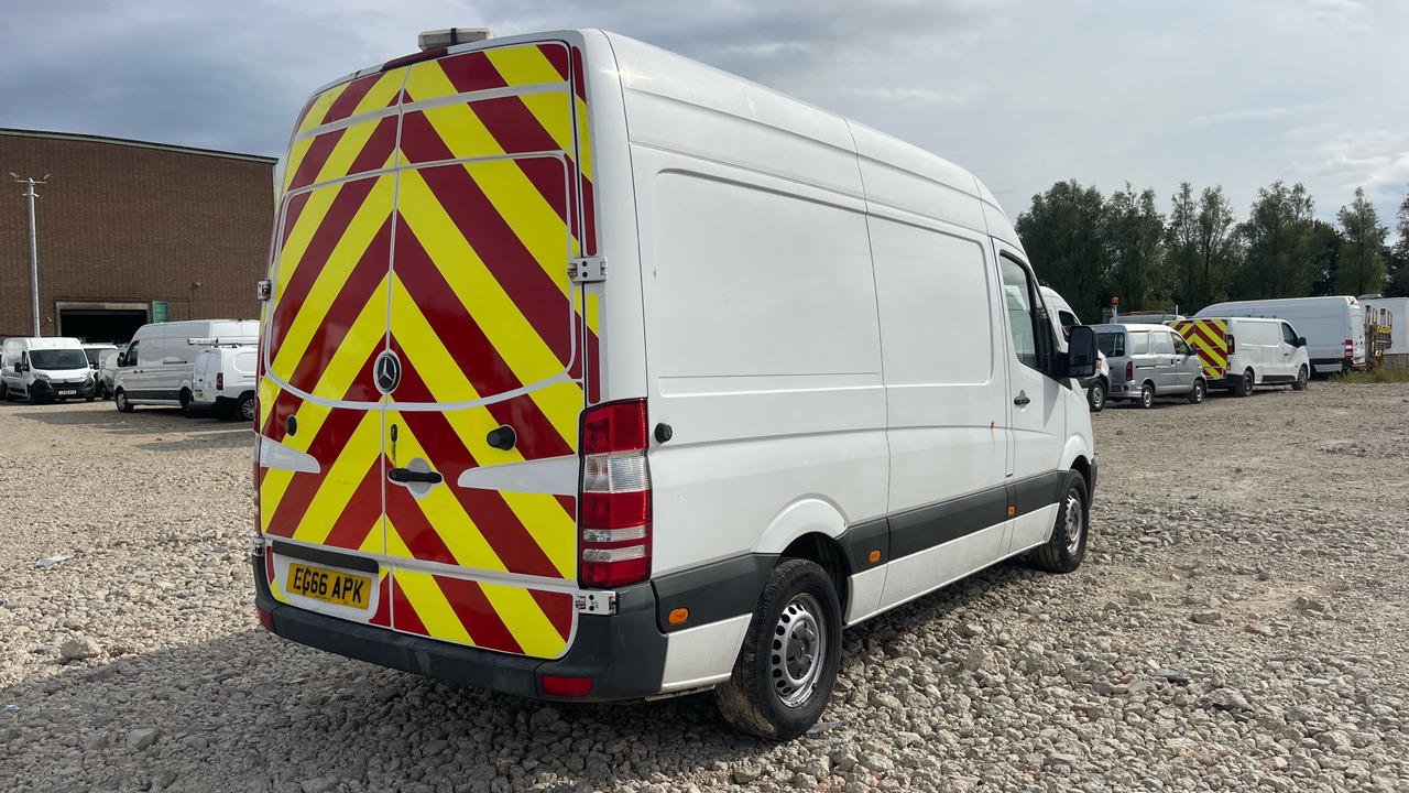 Mercedes-Benz Sprinter 314 CDI - Xe van chở hàng: hình 4 Mercedes-Benz Sprinter 314 CDI - Xe van chở hàng: hình 4