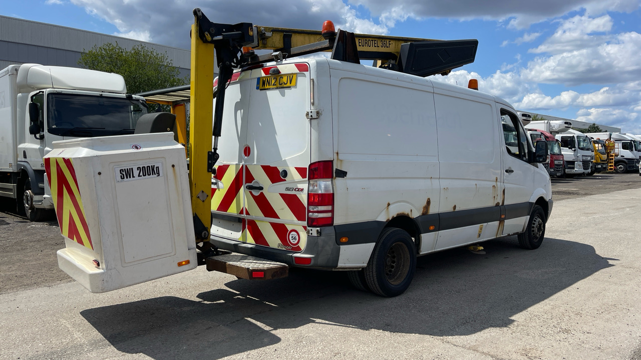 Mercedes-Benz Sprinter 513 CDI - Nền bục trên không gắn trên xe tải: hình 4 Mercedes-Benz Sprinter 513 CDI - Nền bục trên không gắn trên xe tải: hình 4