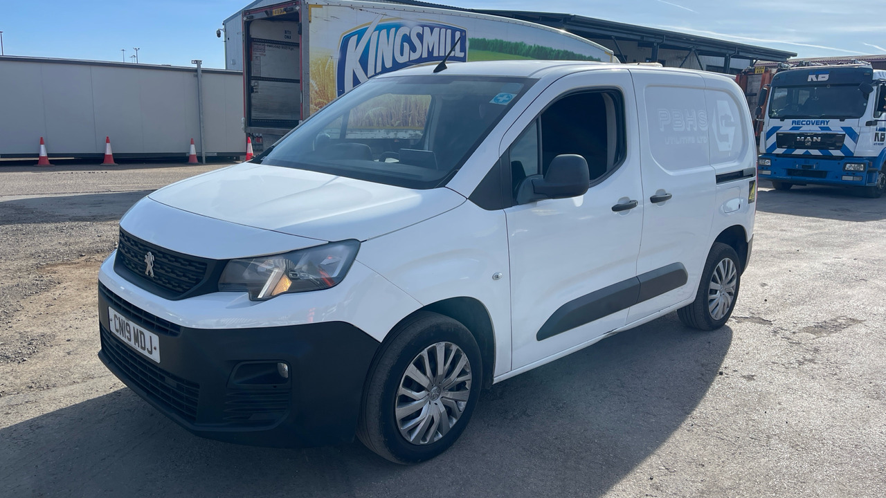 PEUGEOT PARTNER 1000 1.6 VLUEHDI PROFESSIONAL 100PS - Xe van nhỏ gọn: hình 2 PEUGEOT PARTNER 1000 1.6 VLUEHDI PROFESSIONAL 100PS - Xe van nhỏ gọn: hình 2