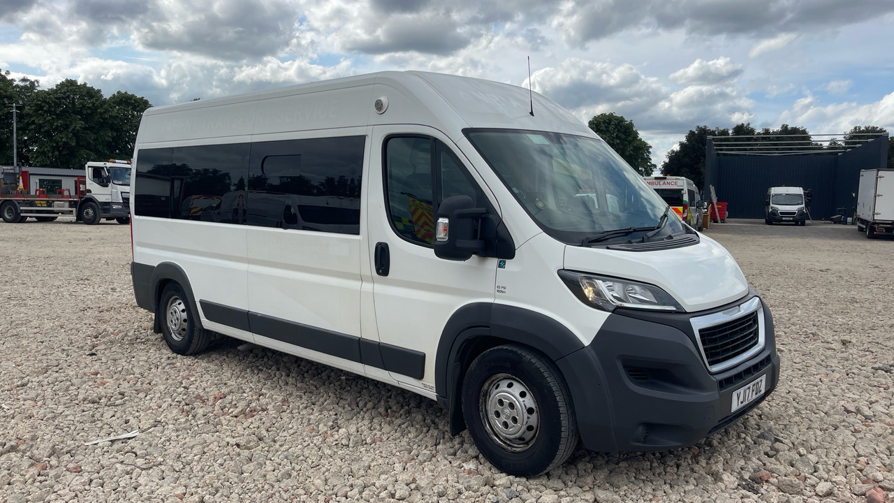 Peugeot Boxer 2.0 BLUE HDI 130PS - Xe cứu thương: hình 1 Peugeot Boxer 2.0 BLUE HDI 130PS - Xe cứu thương: hình 1