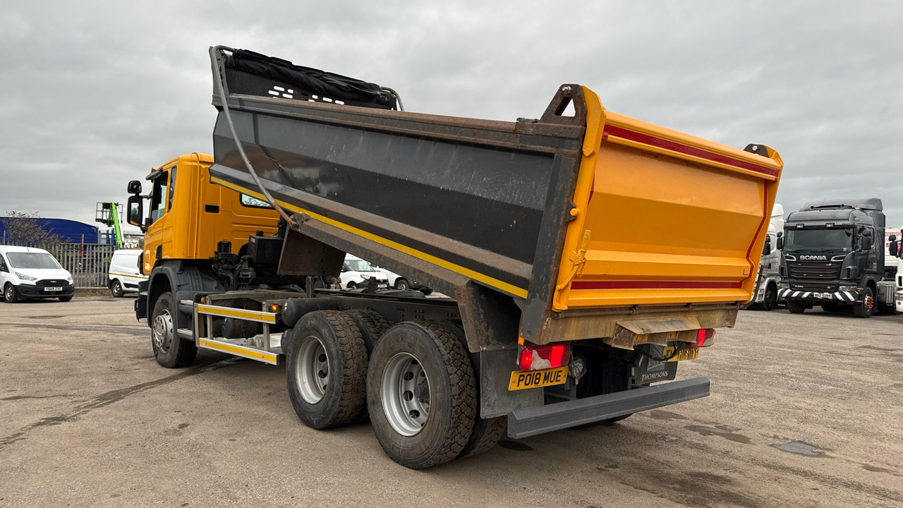 SCANIA P 320 - Xe ben: hình 3 SCANIA P 320 - Xe ben: hình 3