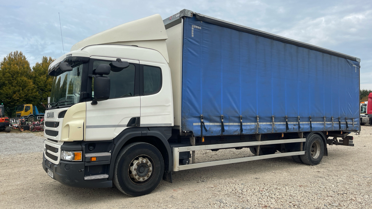 SCANIA P250 - Xe tải thùng mui bạt: hình 2 SCANIA P250 - Xe tải thùng mui bạt: hình 2