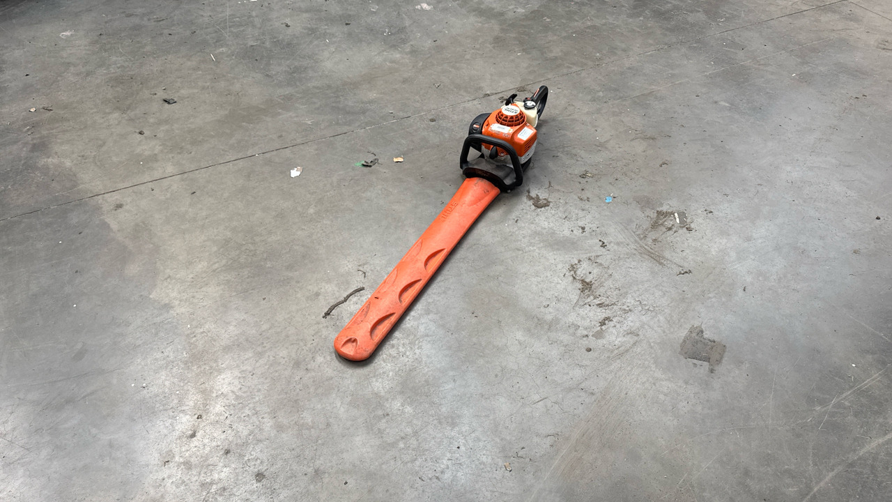 STIHL HS B2 RC HEDGE CUTTER - Trang thiết bị xây dựng: hình 3 STIHL HS B2 RC HEDGE CUTTER - Trang thiết bị xây dựng: hình 3