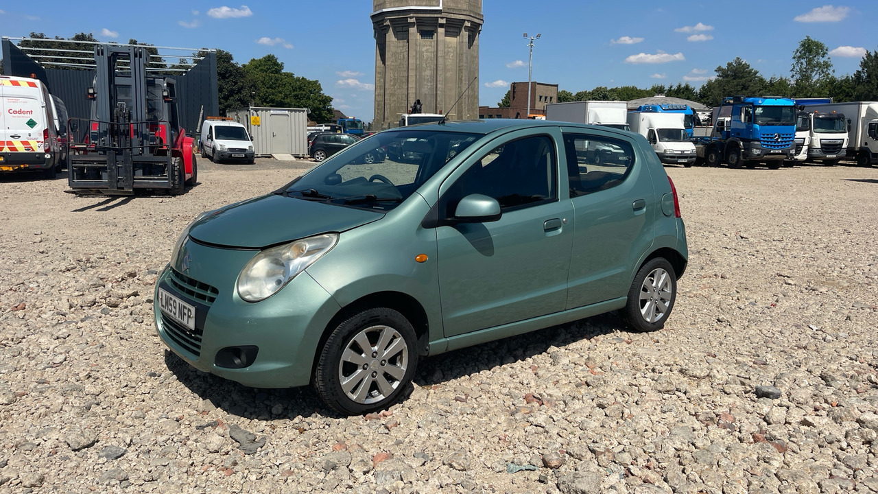 SUZUKI ALTO 1.0 SZ4 - Hatchback: hình 2 SUZUKI ALTO 1.0 SZ4 - Hatchback: hình 2