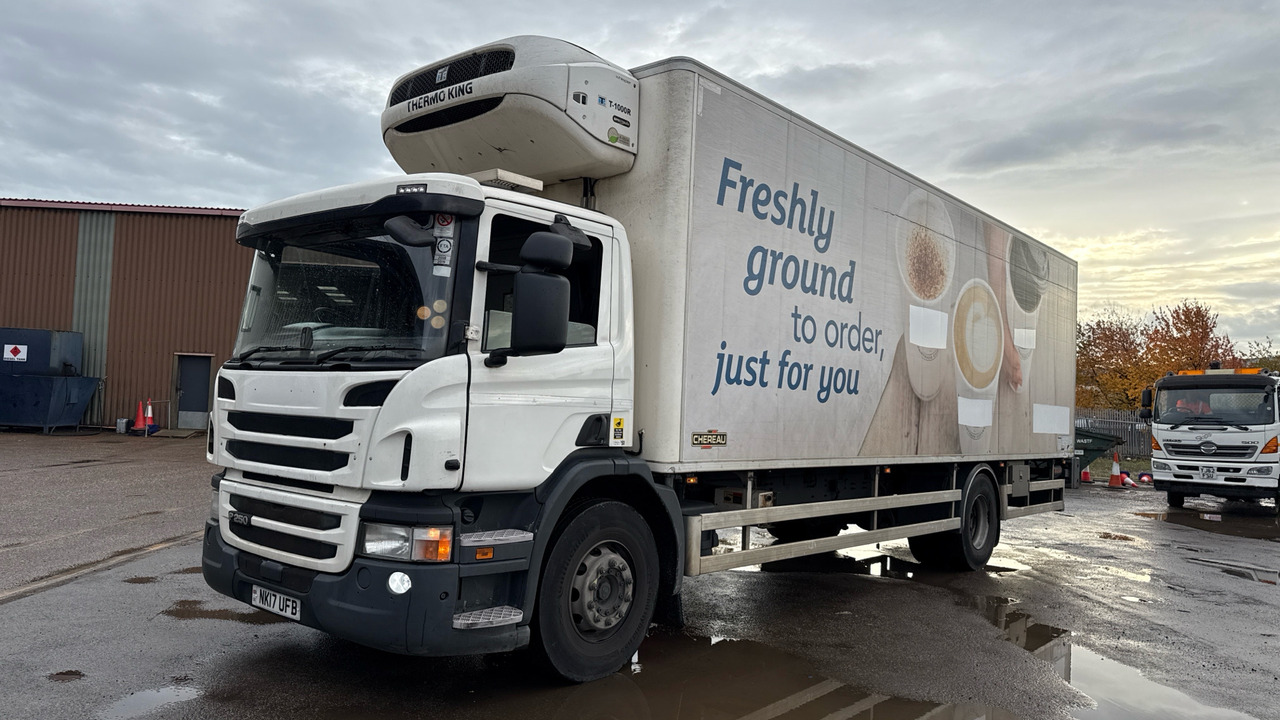 Scania P 250 - Xe tải đông lạnh: hình 2 Scania P 250 - Xe tải đông lạnh: hình 2