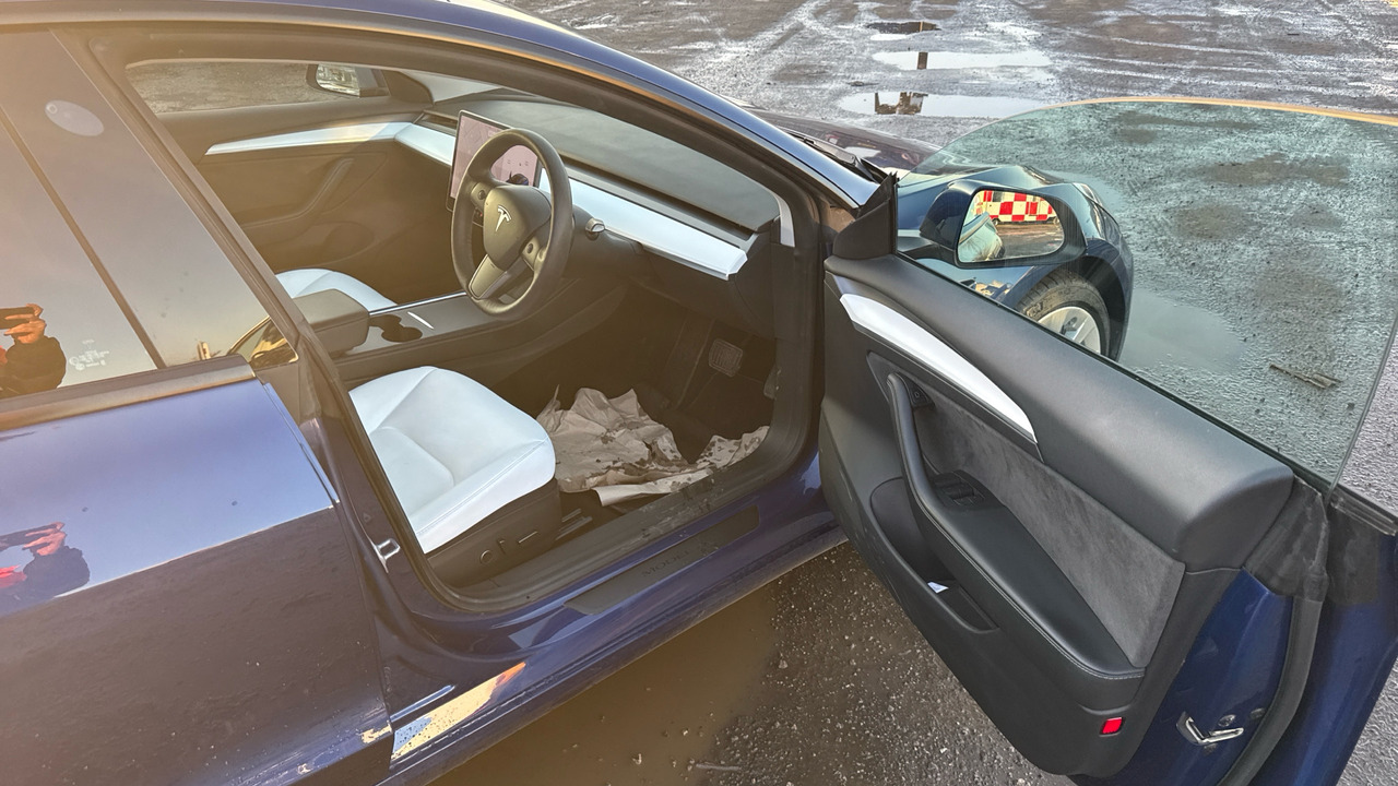 TESLA MODEL 3 LONG RANGE DUAL MOTOR - Sedan: hình 5 TESLA MODEL 3 LONG RANGE DUAL MOTOR - Sedan: hình 5