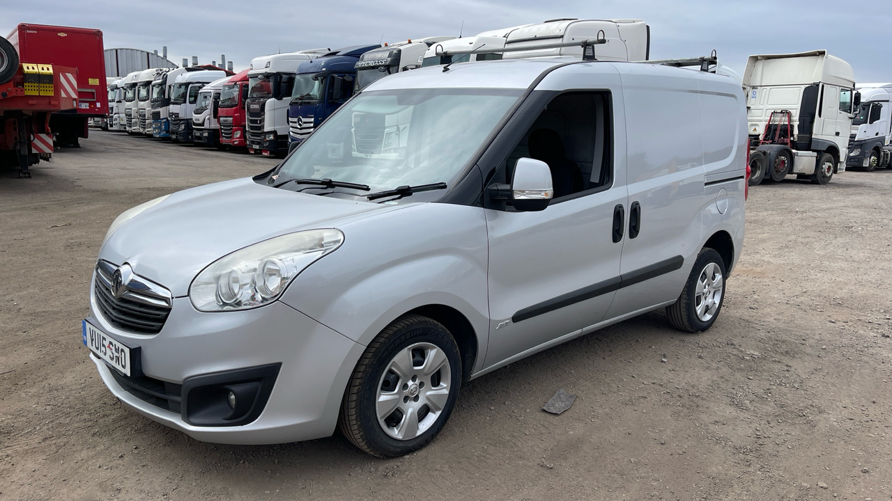 VAUXHALL COMBO 2000 1.3 CDTI 16V ECOFLEX SPORTIVE - Xe van nhỏ gọn: hình 2 VAUXHALL COMBO 2000 1.3 CDTI 16V ECOFLEX SPORTIVE - Xe van nhỏ gọn: hình 2