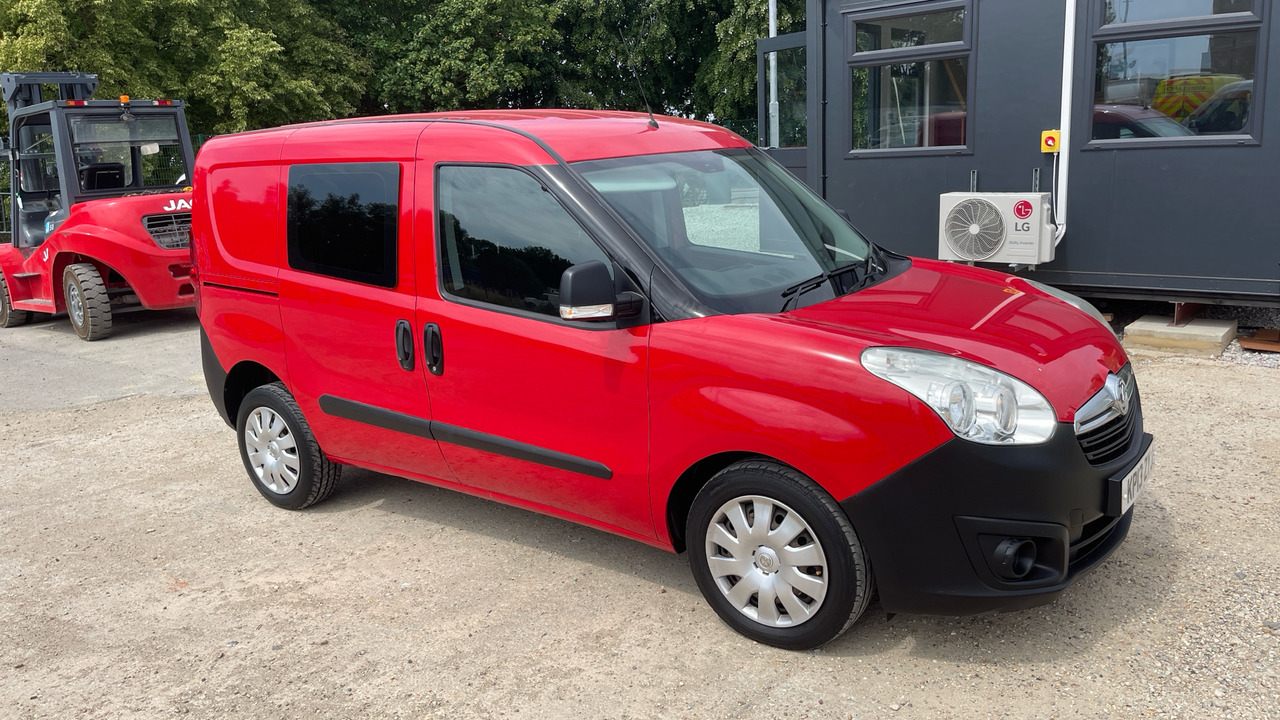 VAUXHALL COMBO 2300 1.3 CDTI - Xe tải van: hình 1 VAUXHALL COMBO 2300 1.3 CDTI - Xe tải van: hình 1