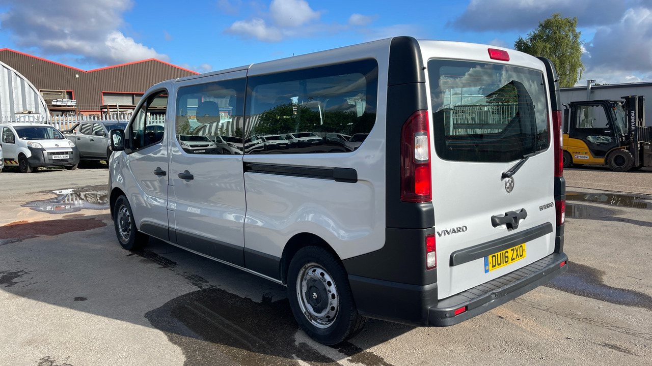 VAUXHALL VIVARO 2900 1.6 CDTI BITURBO 125PS - Xe bus mini, Xe van chở khách: hình 3 VAUXHALL VIVARO 2900 1.6 CDTI BITURBO 125PS - Xe bus mini, Xe van chở khách: hình 3