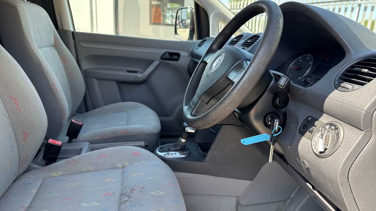 VOLKSWAGEN CADDY C20 1.9 TDI PD 104PS - Xe van nhỏ gọn: hình 5 VOLKSWAGEN CADDY C20 1.9 TDI PD 104PS - Xe van nhỏ gọn: hình 5