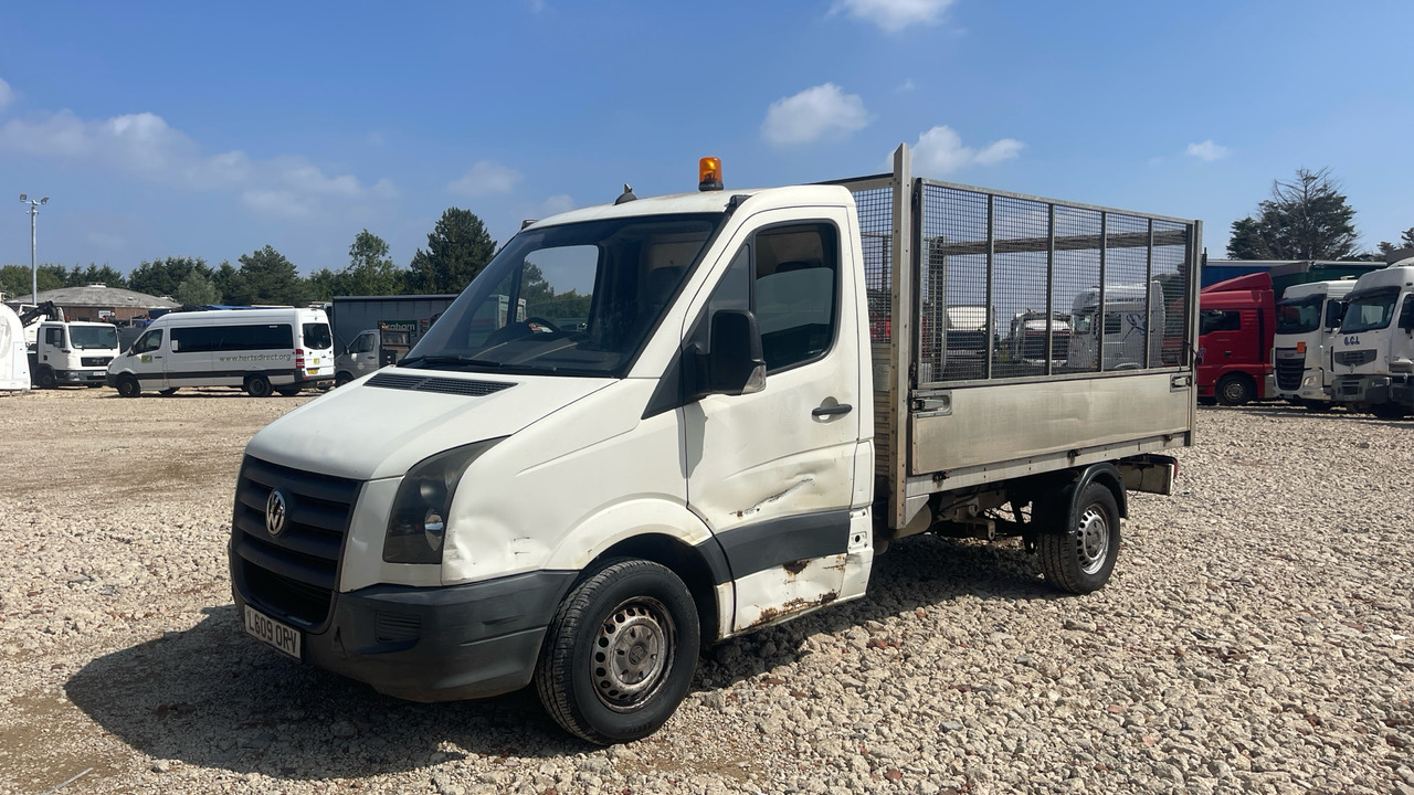 VOLKSWAGEN CRAFTER CR35 2.5 TDI 109PS - Xe ben nhỏ: hình 2 VOLKSWAGEN CRAFTER CR35 2.5 TDI 109PS - Xe ben nhỏ: hình 2