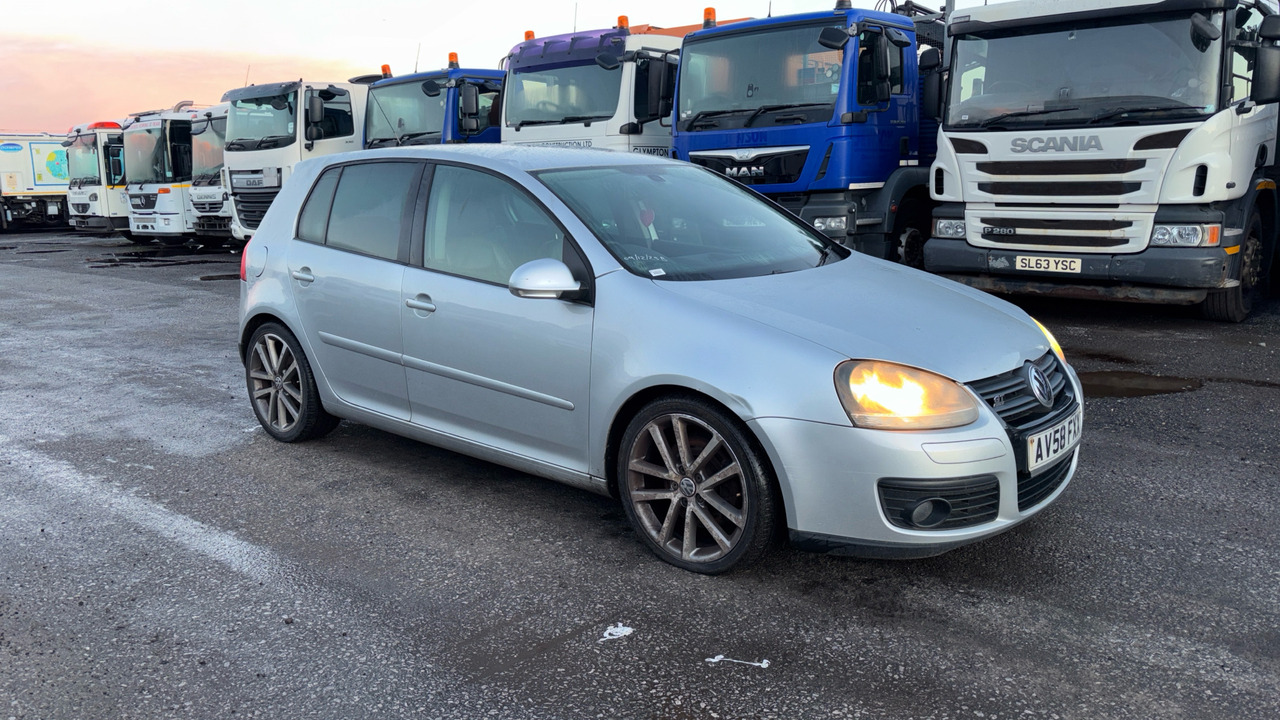 VOLKSWAGEN GOLF 2.0 GT Sport TDI 170 DPF - Hatchback: hình 1 VOLKSWAGEN GOLF 2.0 GT Sport TDI 170 DPF - Hatchback: hình 1