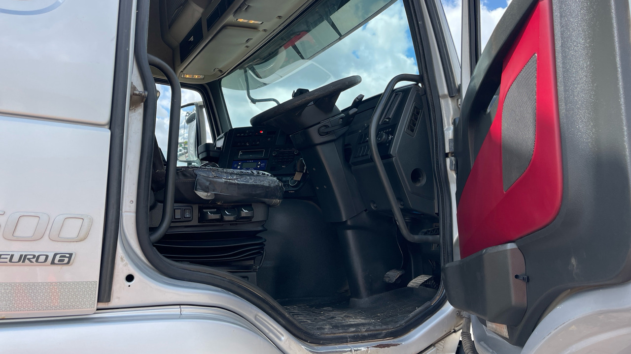 VOLVO FM 500 - Xe tải nâng móc: hình 5 VOLVO FM 500 - Xe tải nâng móc: hình 5