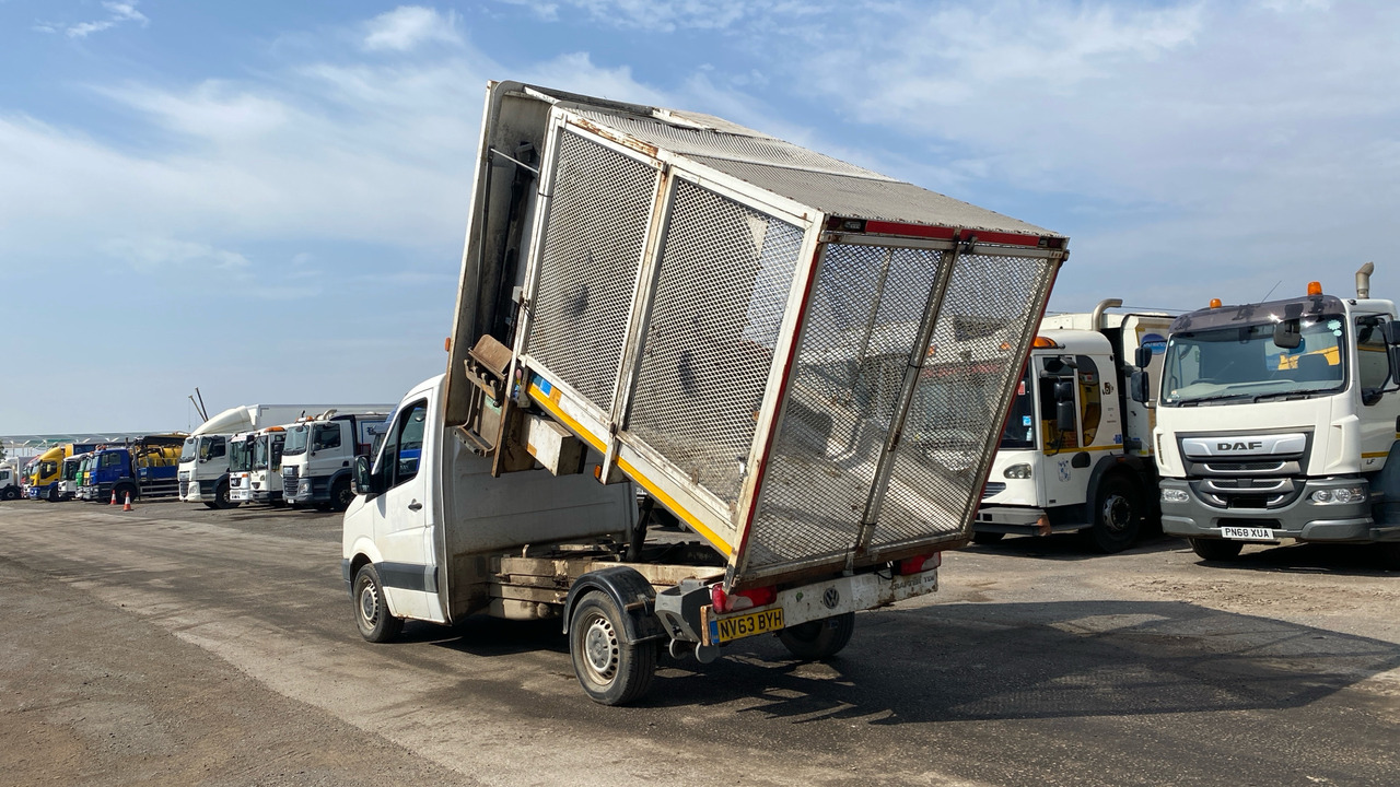 Volkswagen Crafter CR35 2.0 TDI - Xe ben nhỏ: hình 3 Volkswagen Crafter CR35 2.0 TDI - Xe ben nhỏ: hình 3