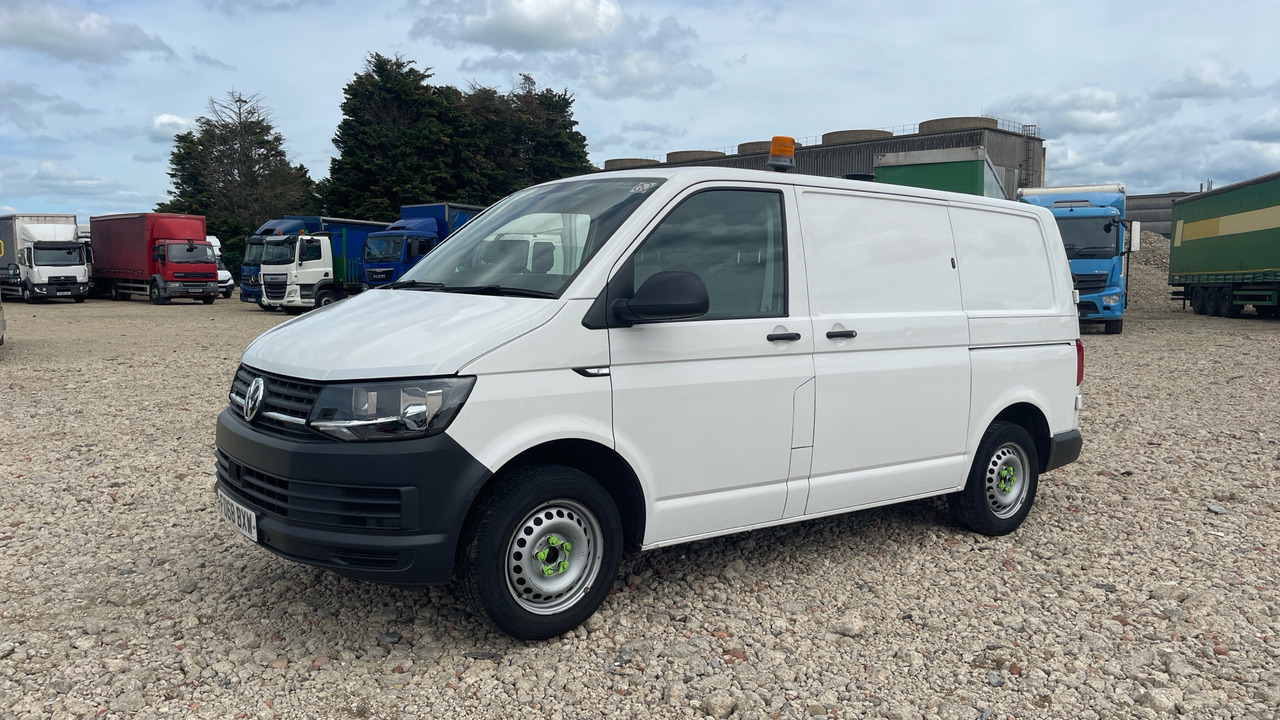 Volkswagen Transporter 2.0 TDI STARTLINE BMT 150PS 4MOTION - Xe van nhỏ gọn: hình 2 Volkswagen Transporter 2.0 TDI STARTLINE BMT 150PS 4MOTION - Xe van nhỏ gọn: hình 2