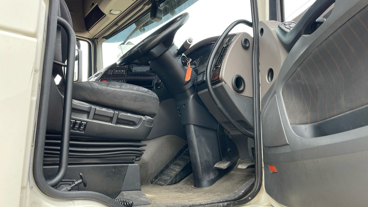 DAF XF 530 - Xe đầu kéo: hình 5 DAF XF 530 - Xe đầu kéo: hình 5